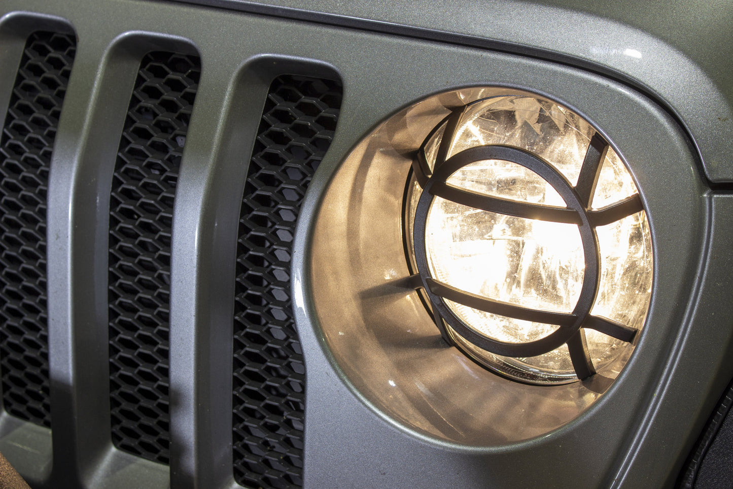 Headlight Guards for 18-24 Jeep Wrangler JL & Gladiator JT